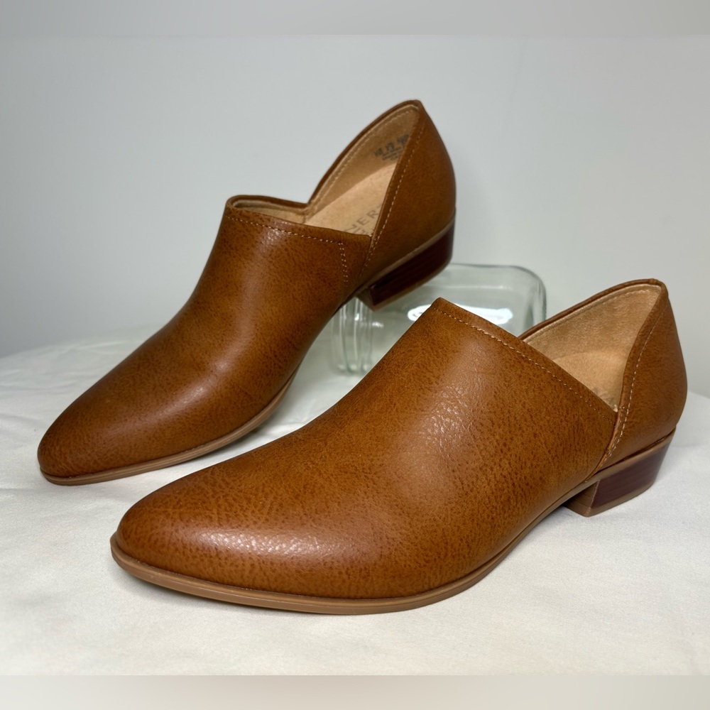 Naturalizer Brown Ankle Booties - Picture 10 of 13